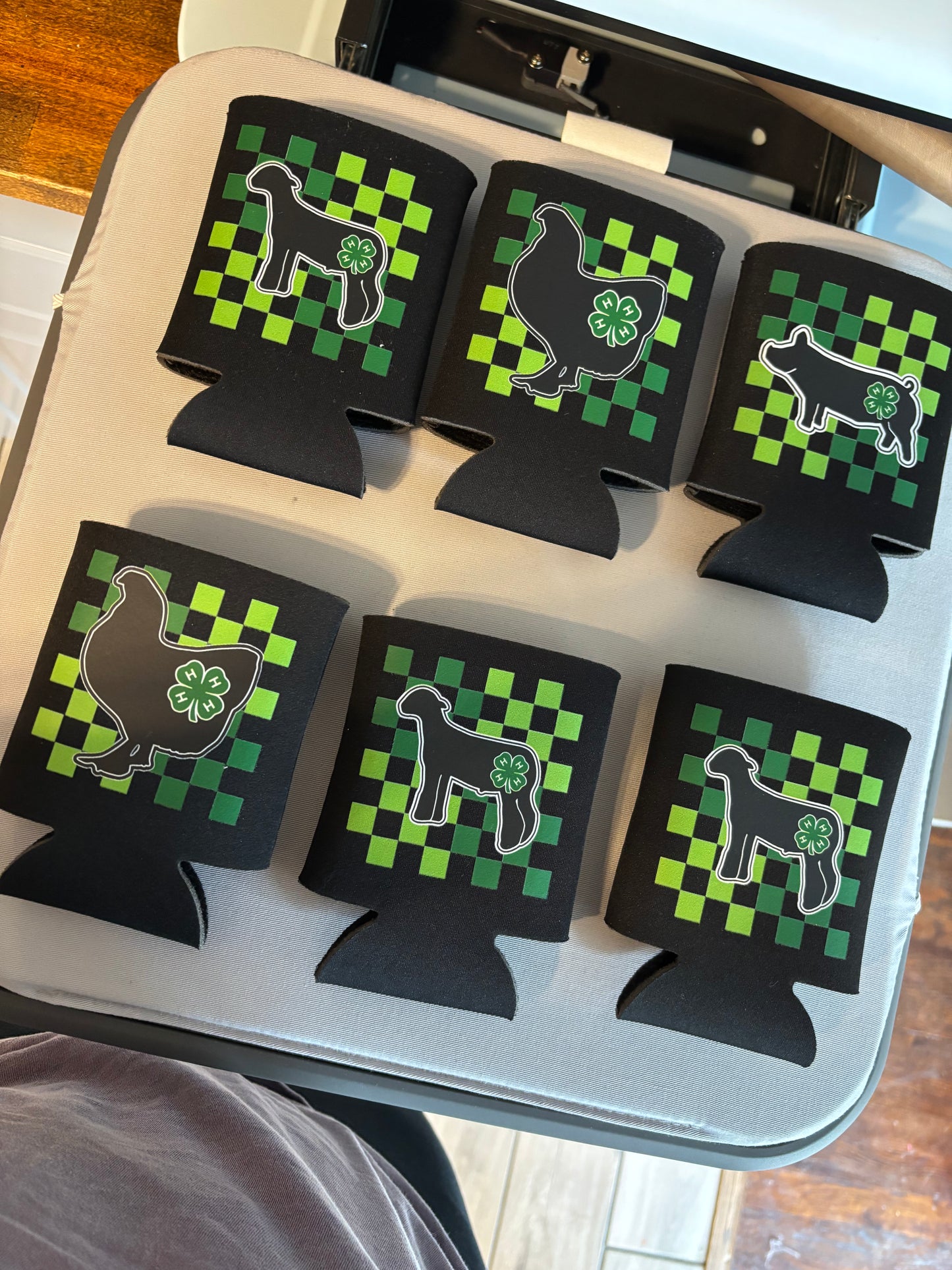 Checkered 4-H Koozie